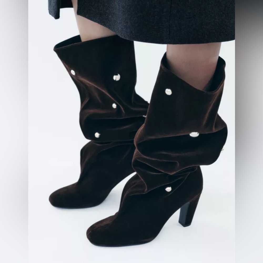 Nwt- Zara VELVET LOOK STUDDED BOOTS - Brown-Sz 6